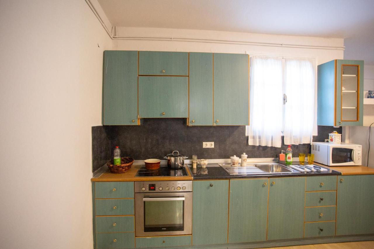 Traditional Villa Appartment With Garden, Also For Gatherings ,15 Minutes From Thessaloniki Airport Ngoại thất bức ảnh